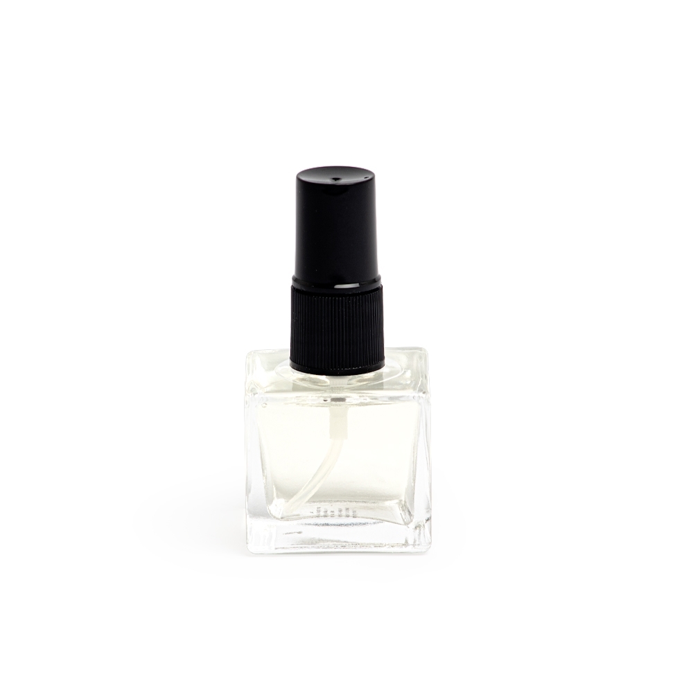 HOME SPRAY CEDRO VERDE EM VIDRO 30ML SPX-15107-TRA NA COR TRANSPARENTE